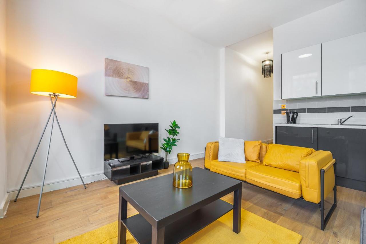 Spacious City Centre Apartment - Sleeps 8 利物浦 外观 照片