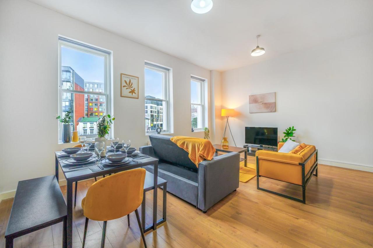 Spacious City Centre Apartment - Sleeps 8 利物浦 外观 照片