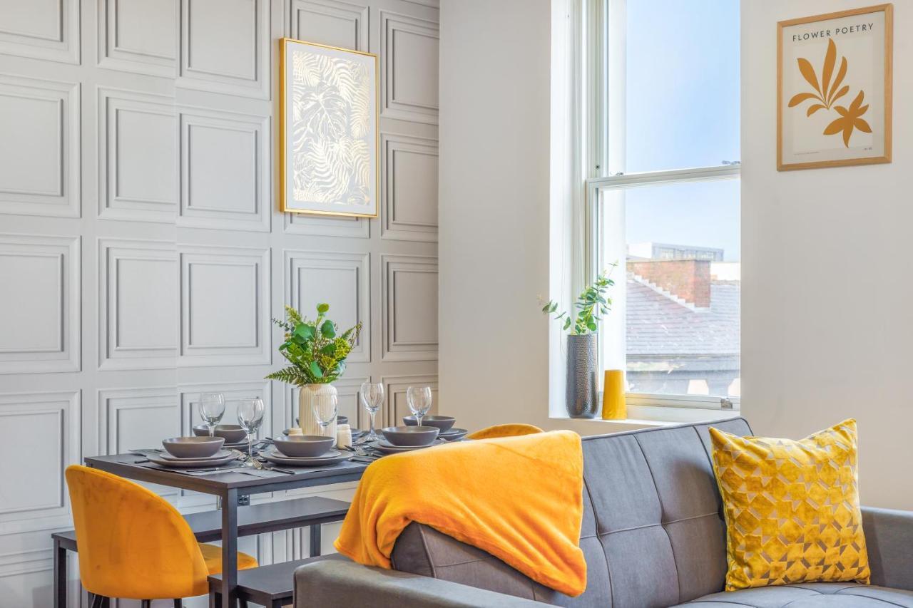 Spacious City Centre Apartment - Sleeps 8 利物浦 外观 照片